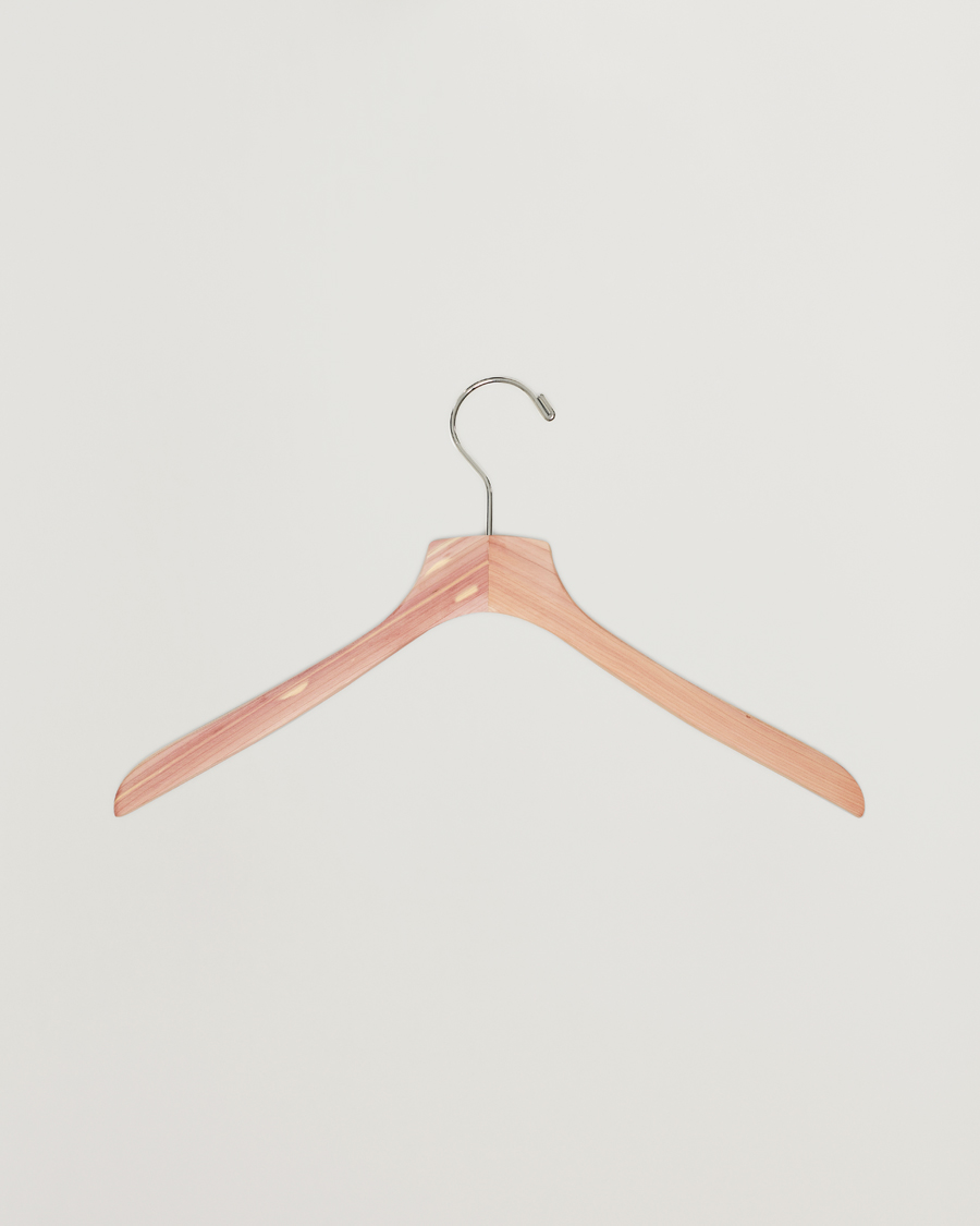 Herre | Pleie av plagg | Care with Carl | 10-Pack Cedar Wood Shirt Hanger