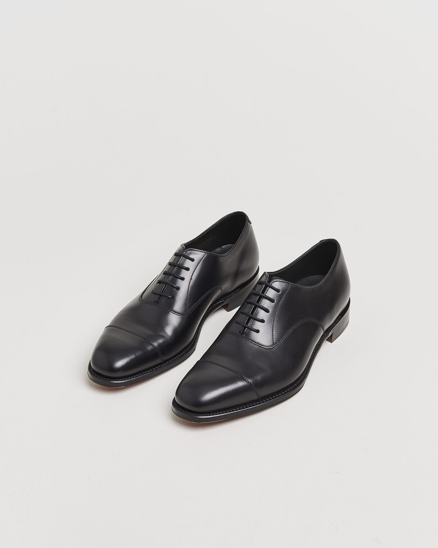 Herre | Pre-owned Randsydde sko | Pre-owned | Loake 1880 Aldwych Oxford Black Calf UK9 - EU43