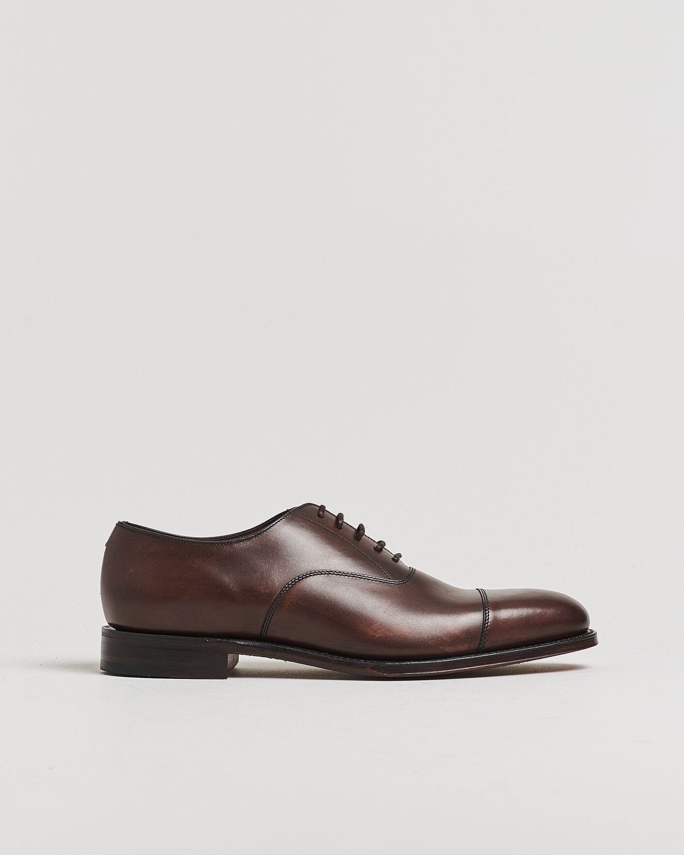 Herre | Pre-owned Randsydde sko | Pre-owned | Loake 1880 Aldwych Oxford Dark Brown Calf UK9,5 - EU43,5