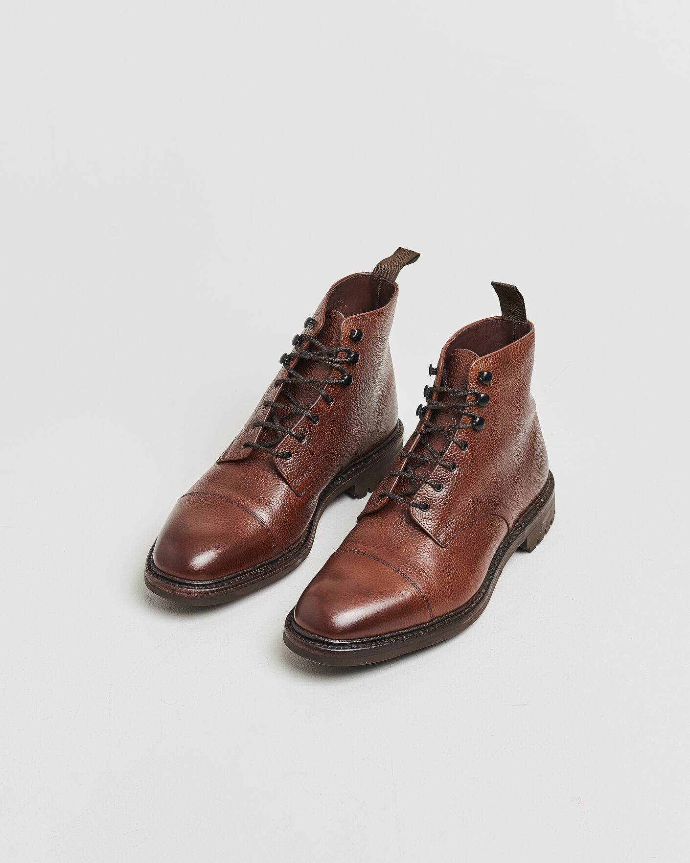 Herre | Pre-owned Randsydde sko | Pre-owned | Loake 1880 Sedbergh Derby Boot Brown Grain Calf UK9 - EU43