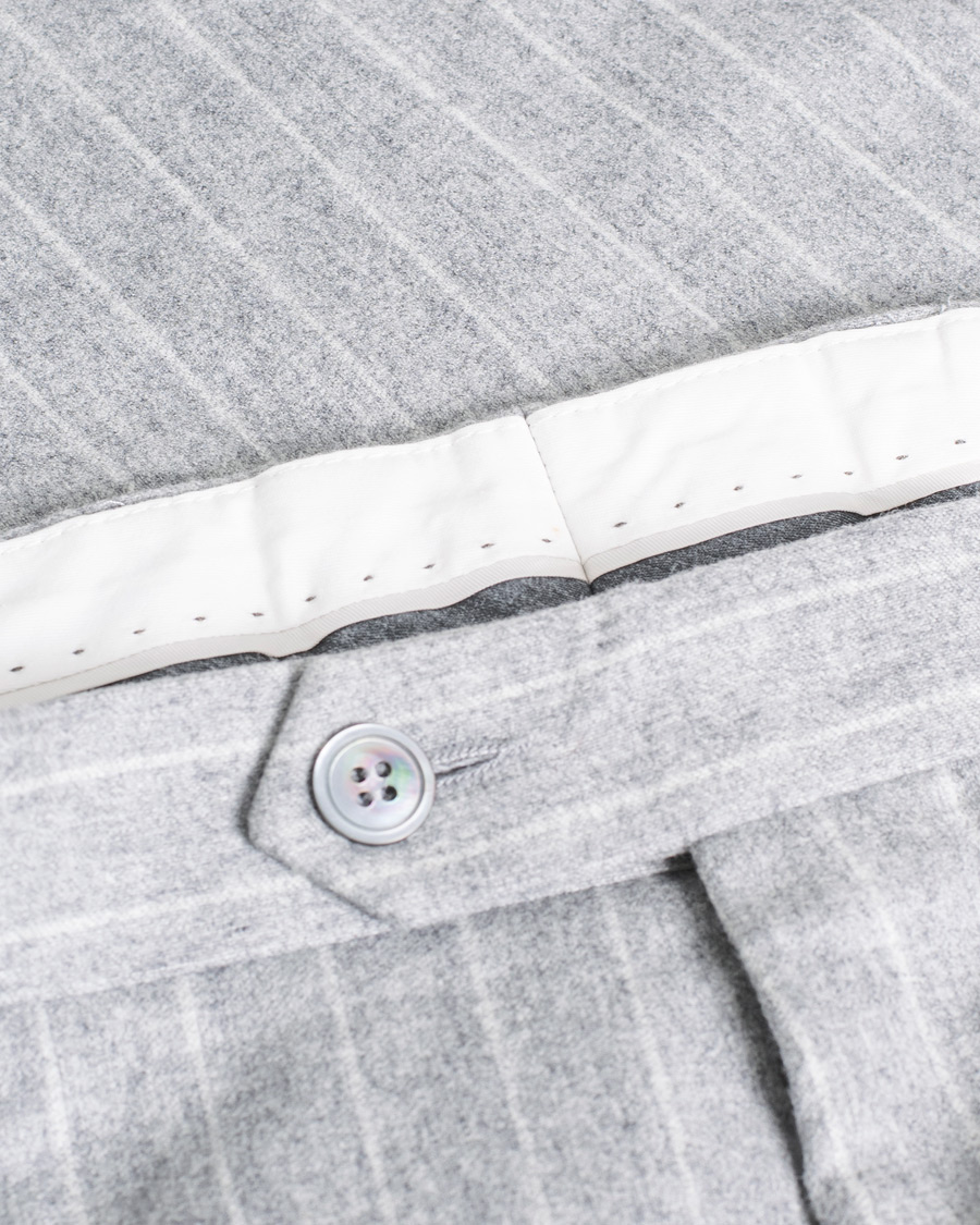 Herre | Oscar Jacobson Ego Pinstripe Wool Flannel Suit Grey Melange | Pre-owned | Oscar Jacobson Ego Pinstripe Wool Flannel Suit Grey Melange