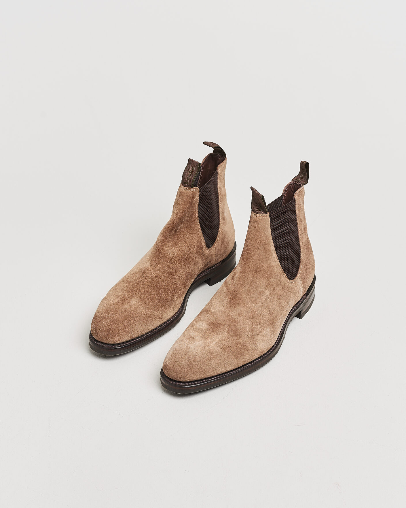 Herre | Pre-owned Randsydde sko | Pre-owned | Loake 1880 Emsworth Chelsea Boot Flint Suede UK9 - EU43