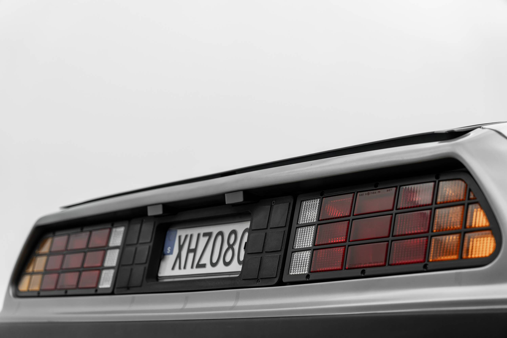 Herre | | Pre-Owned & Vintage Cars | DeLorean DMC-12 ***SOLD***