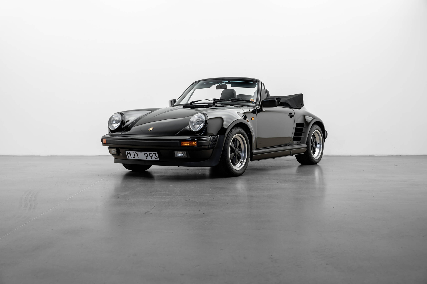 Herre | | Pre-Owned & Vintage Cars | Porsche 911 Carrera WTL Cab ***SOLD***